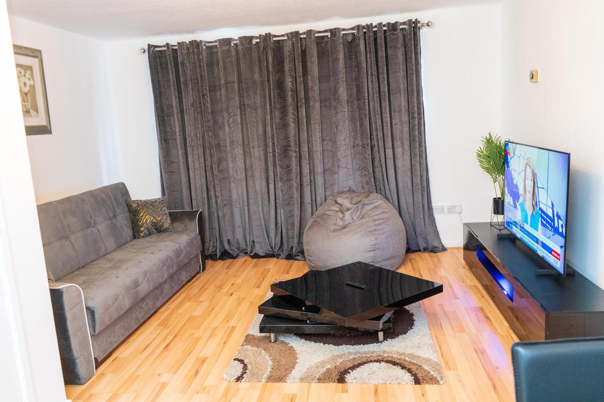 Cosy 2 Bed With Parking Near Piccadilly, Etihad Stadium And Coop Live Sleeps Up To 5 Villa Manchester Esterno foto