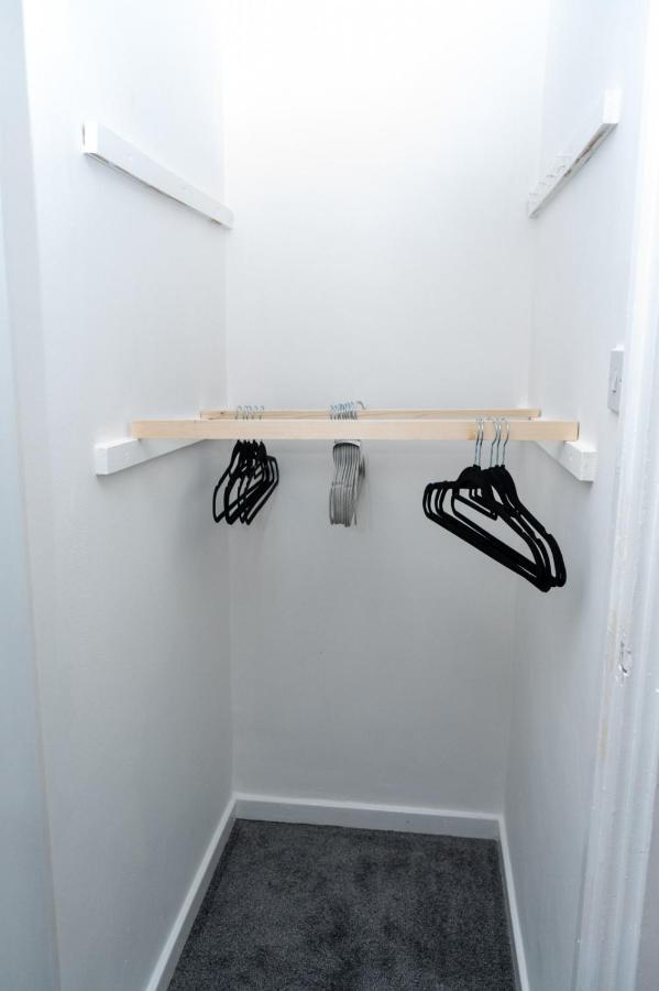 Cosy 2 Bed With Parking Near Piccadilly, Etihad Stadium And Coop Live Sleeps Up To 5 Villa Manchester Esterno foto